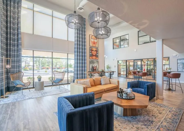 Centrally Located Apt|Pool,Gym,W/D,Balcony,Parking Tempe